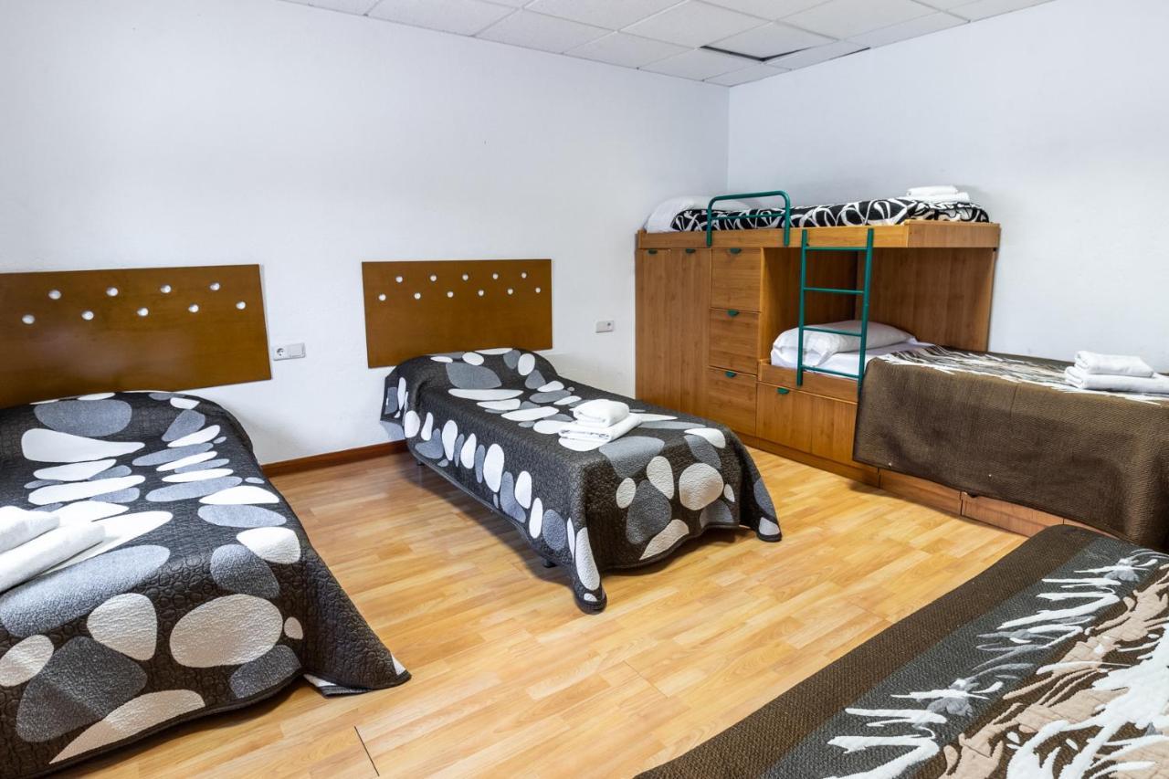 Can Buganto Amplia Casa Con Piscina Y Jardin Llambillas Екстериор снимка