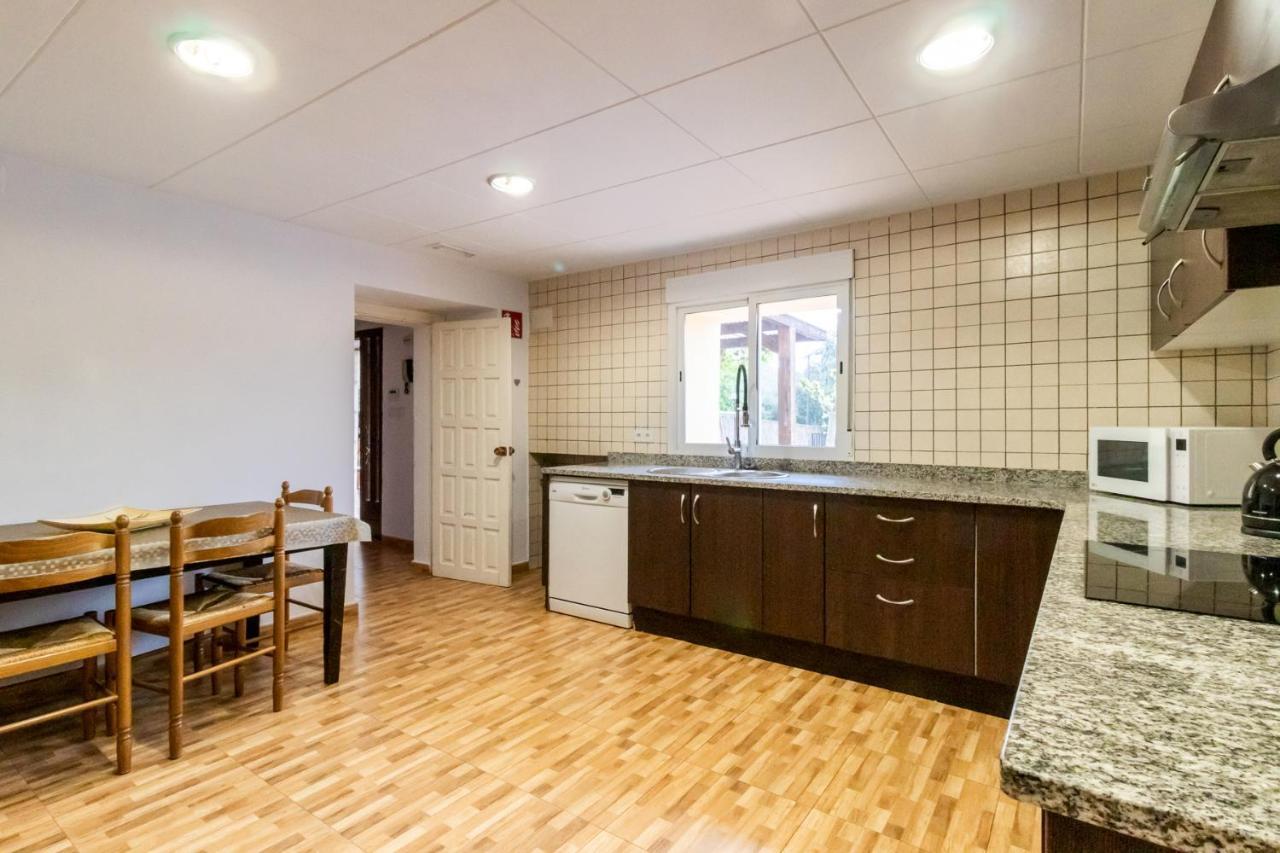Can Buganto Amplia Casa Con Piscina Y Jardin Llambillas Екстериор снимка
