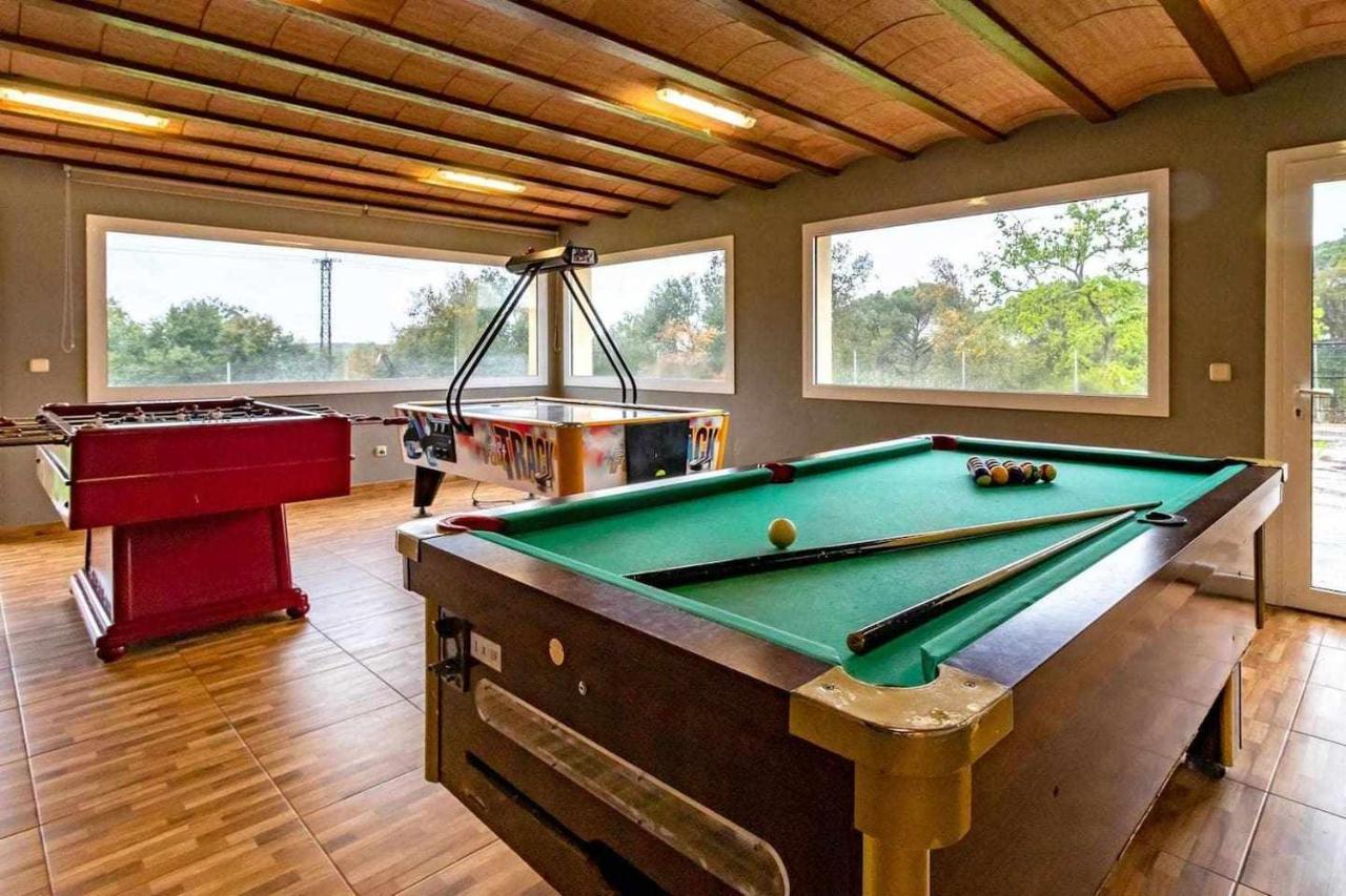 Can Buganto Amplia Casa Con Piscina Y Jardin Llambillas Екстериор снимка